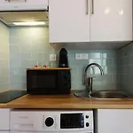 L'ecrin, Cosy, Mbs, Wifi, Parking, Clim 아파트